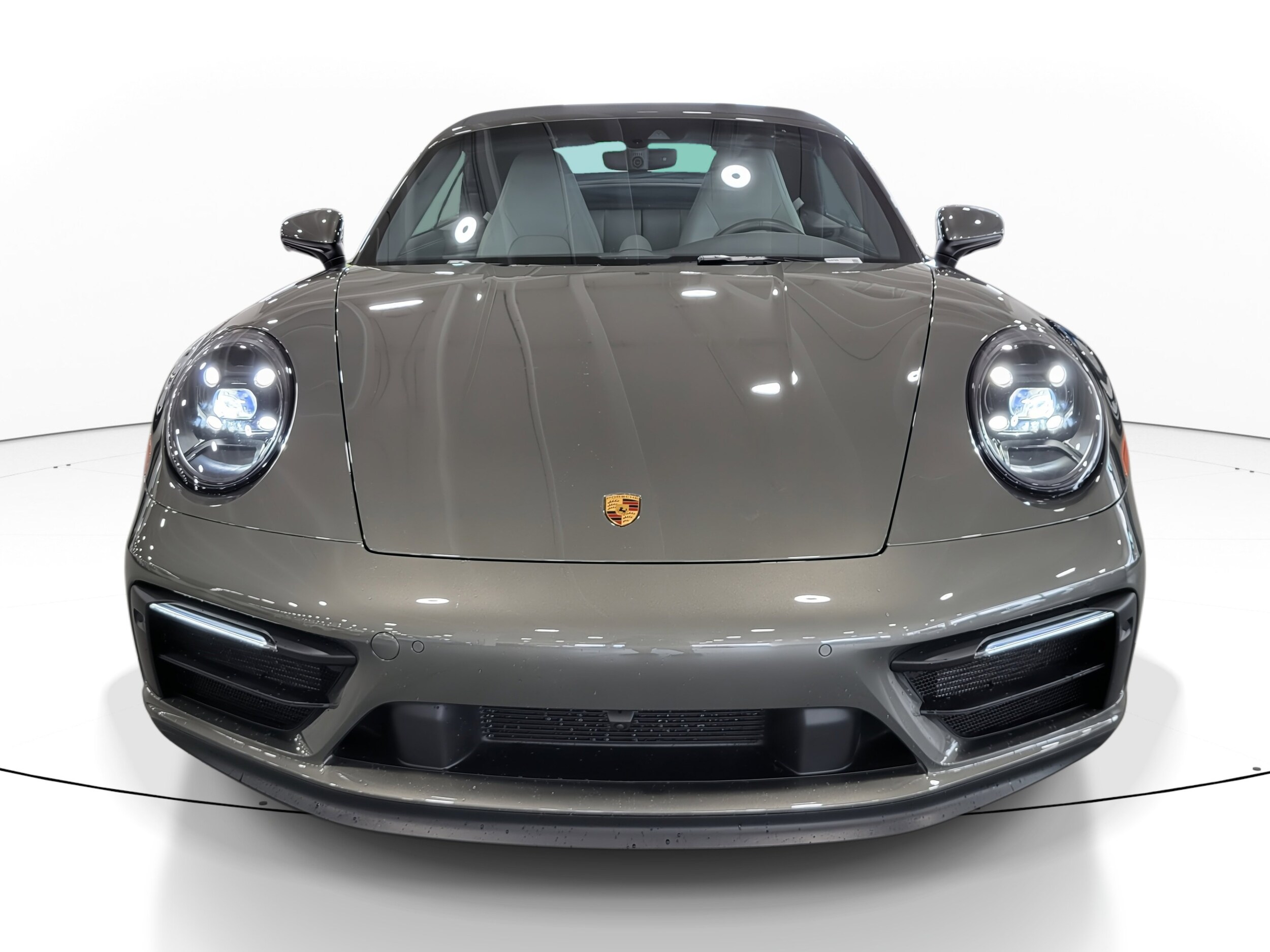 2023 Porsche 911 4S 4 GTS photo 3