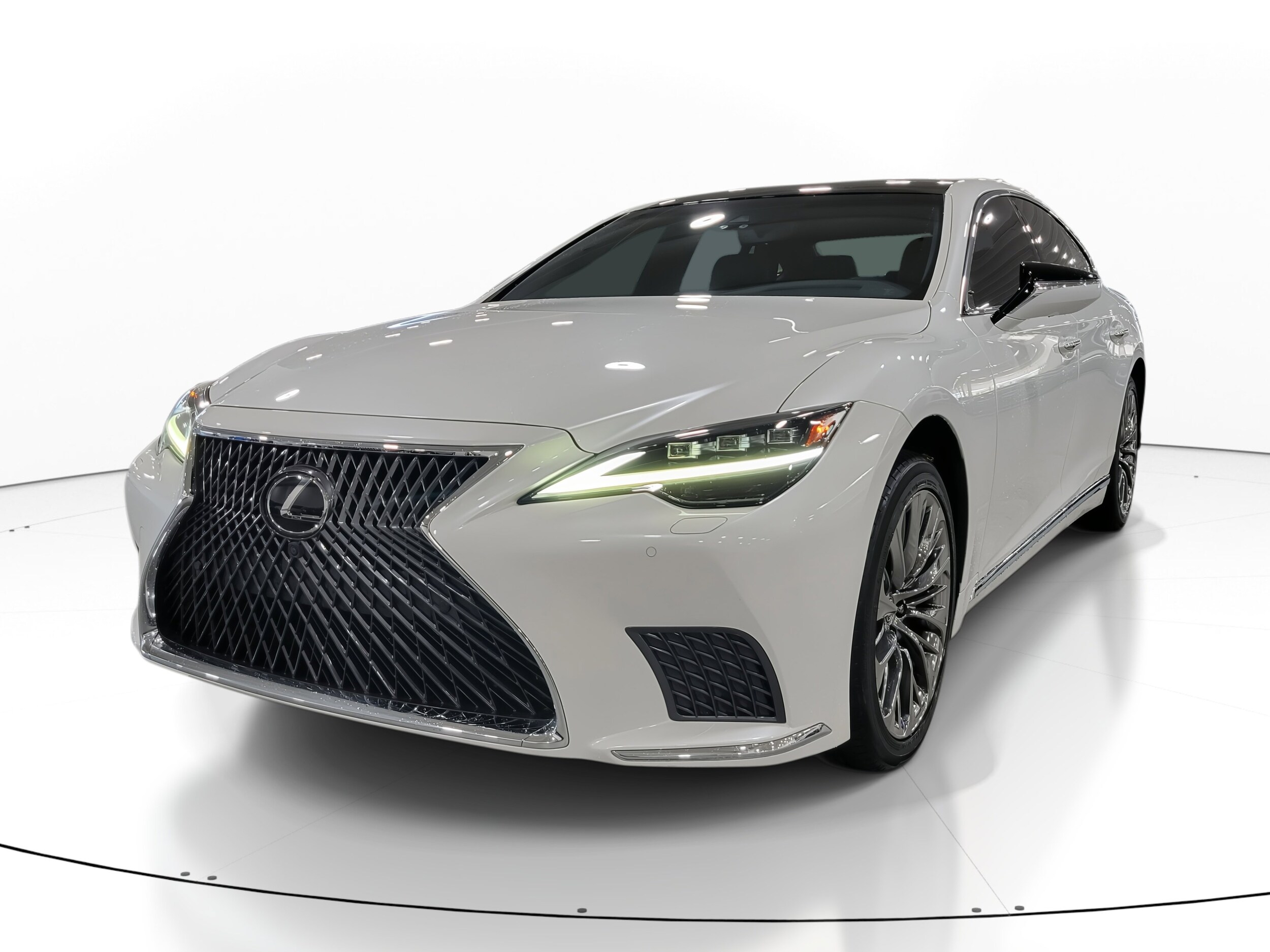 2022 Lexus LS 500 photo 2