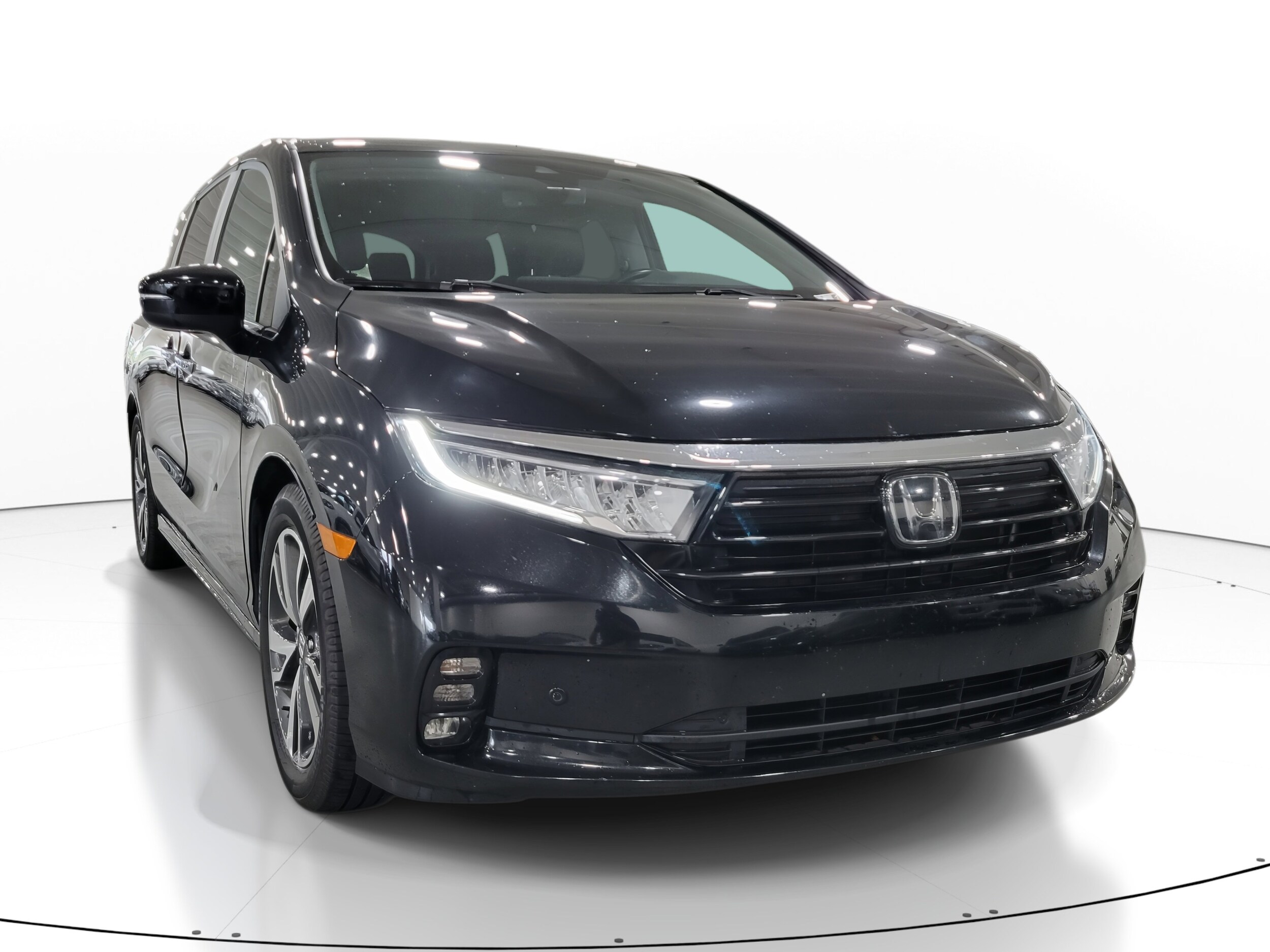 2022 Honda Odyssey Touring photo 4