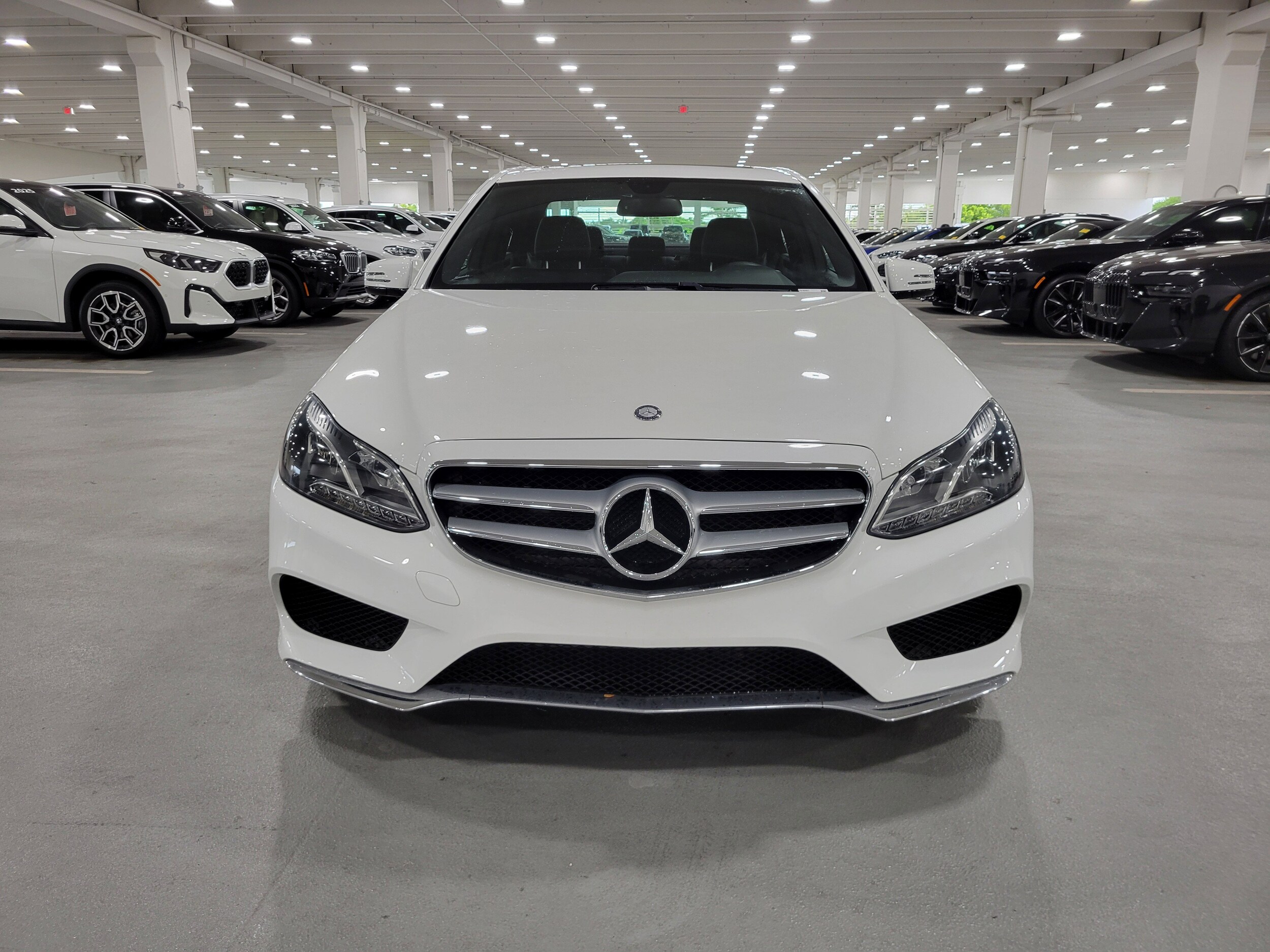 2015 Mercedes Benz E 350 Sedan photo 3
