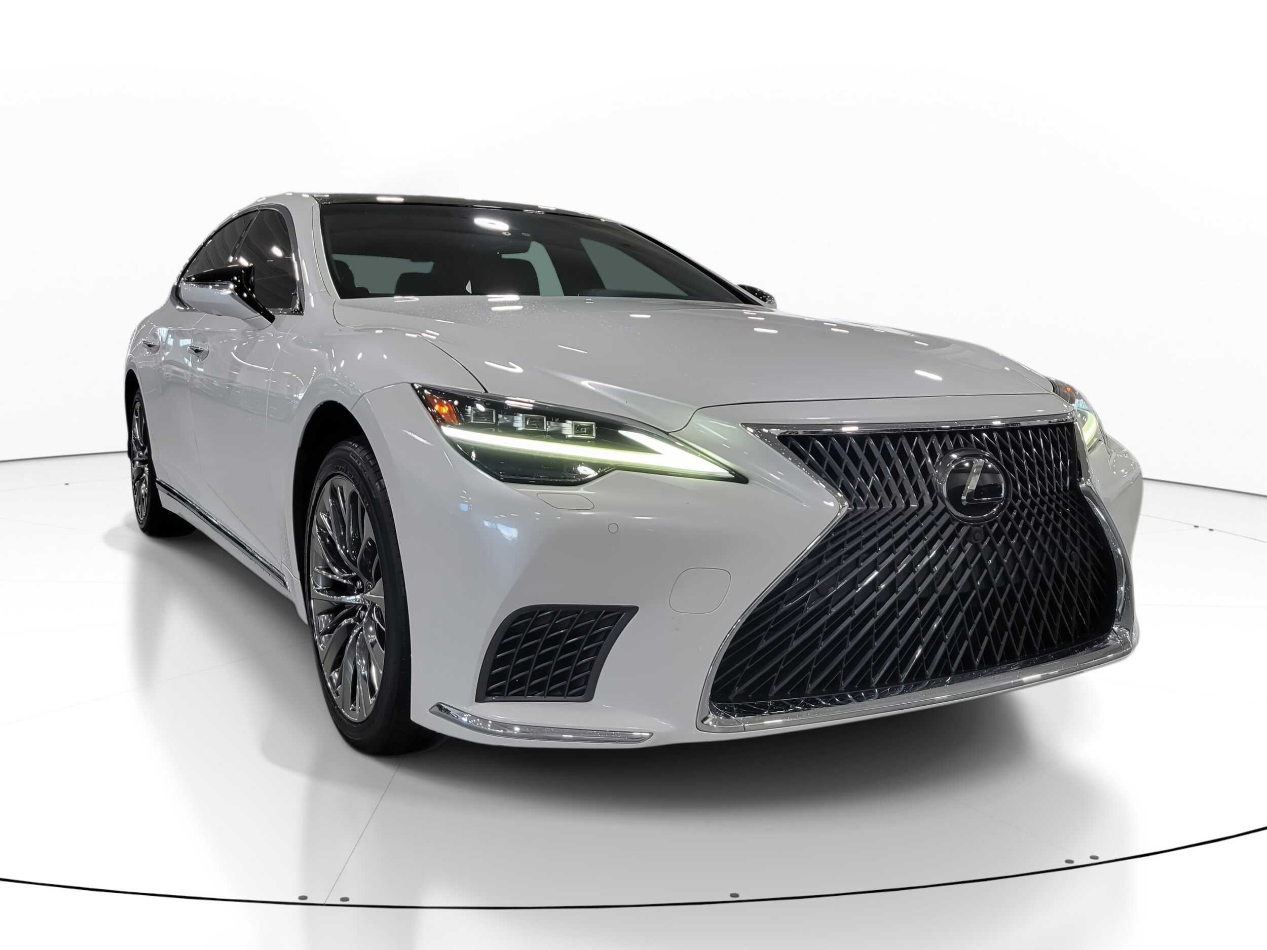2022 Lexus LS 500 photo 4