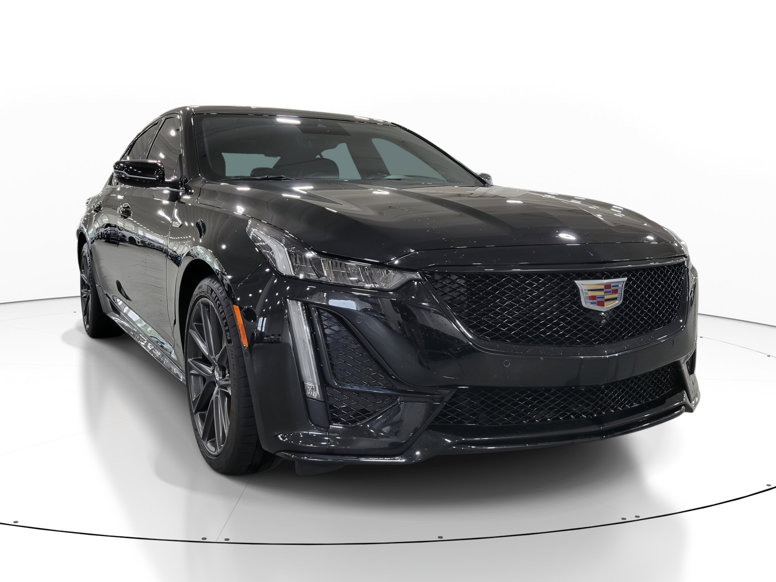 2023 Cadillac CT5 V photo 3