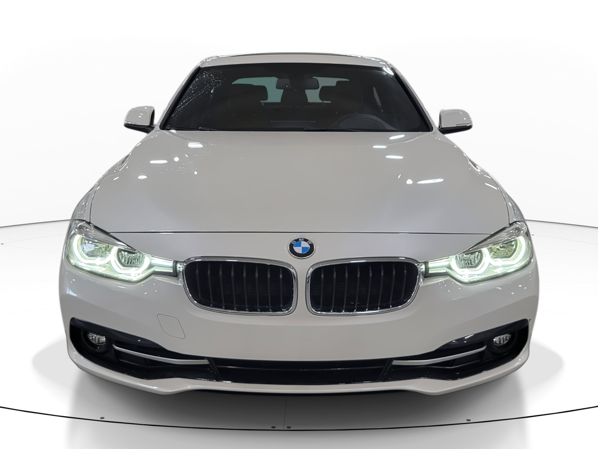 2018 Bmw 330i Sedan photo 3
