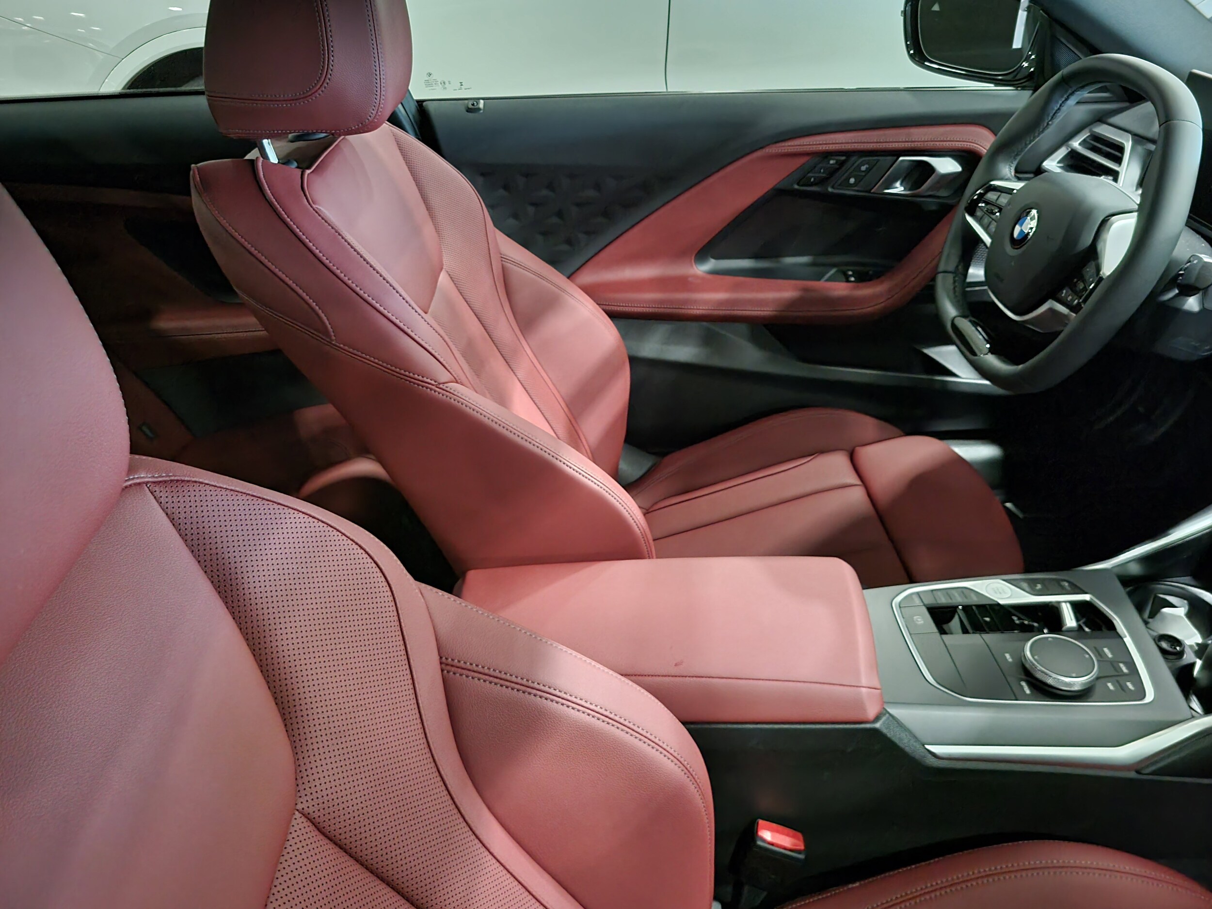 2025 Bmw 230i Coupe photo 3