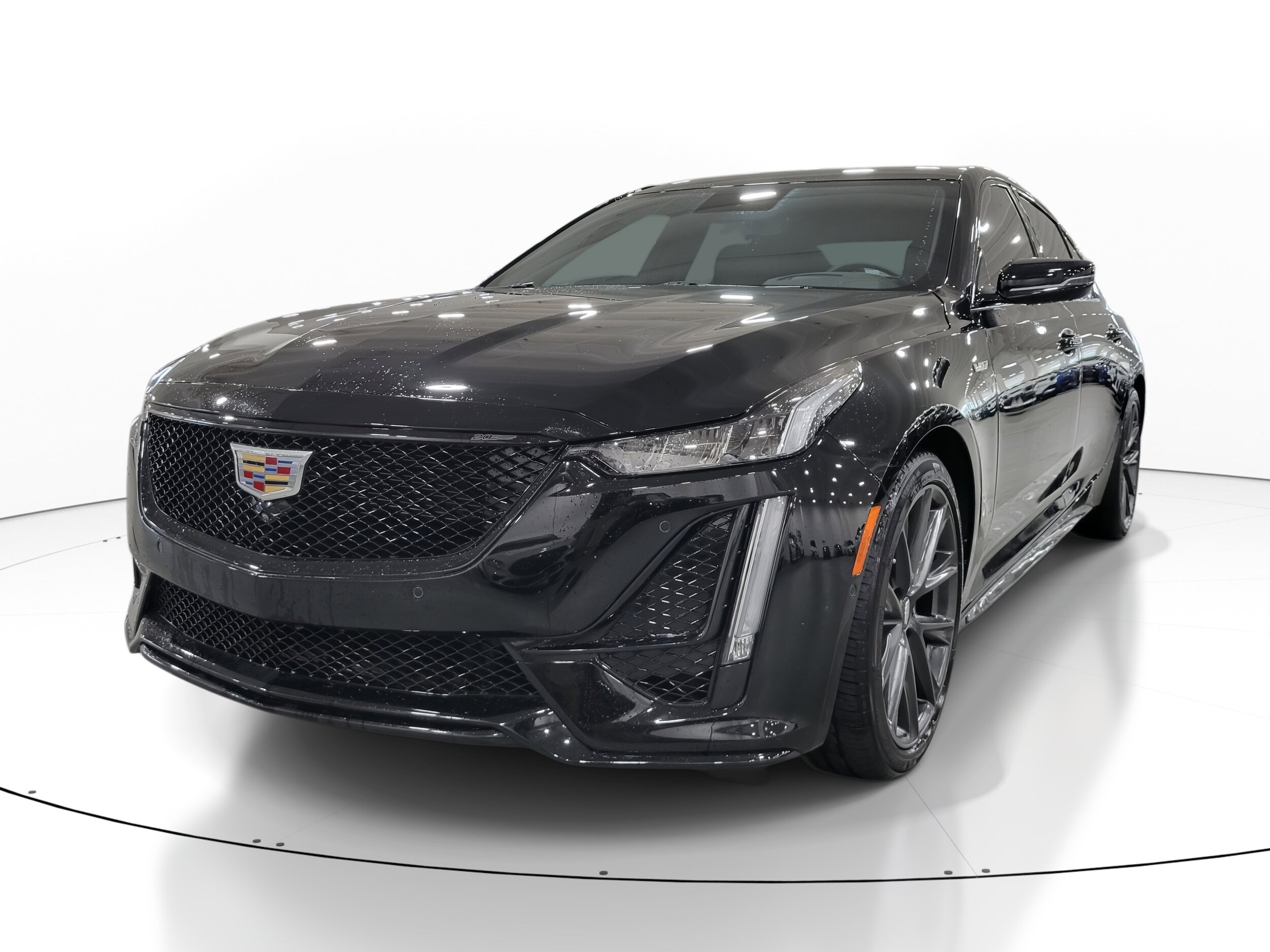 2024 Cadillac CT5 V photo 2