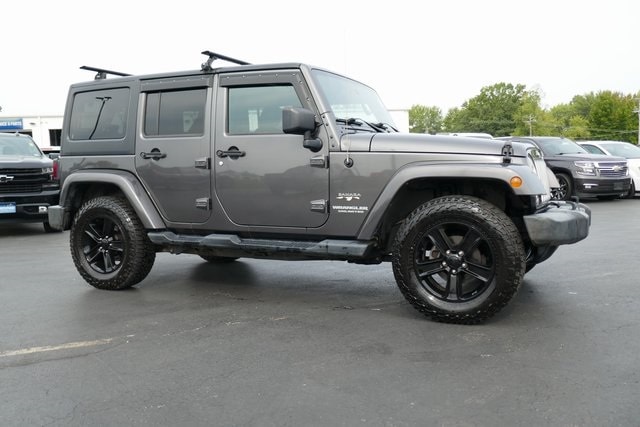 Used 2017 Jeep Wrangler Unlimited Sahara with VIN 1C4BJWEG5HL587921 for sale in Sullivan, MO