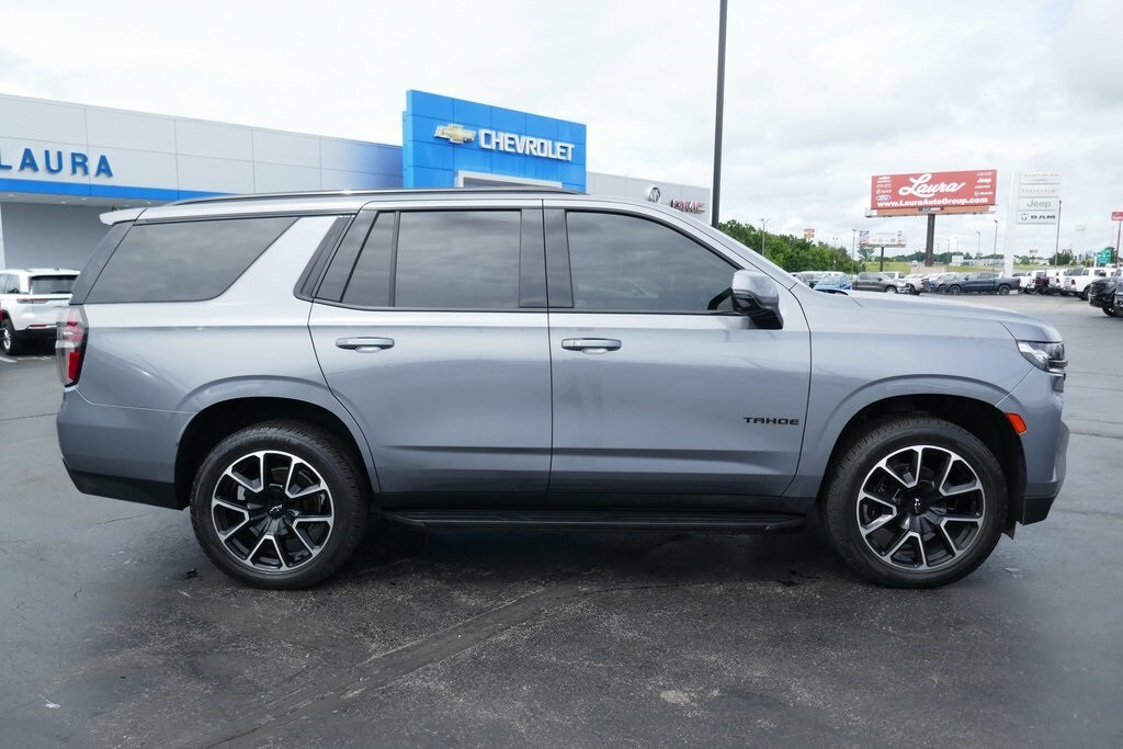 2022 Chevrolet Tahoe RST photo 2