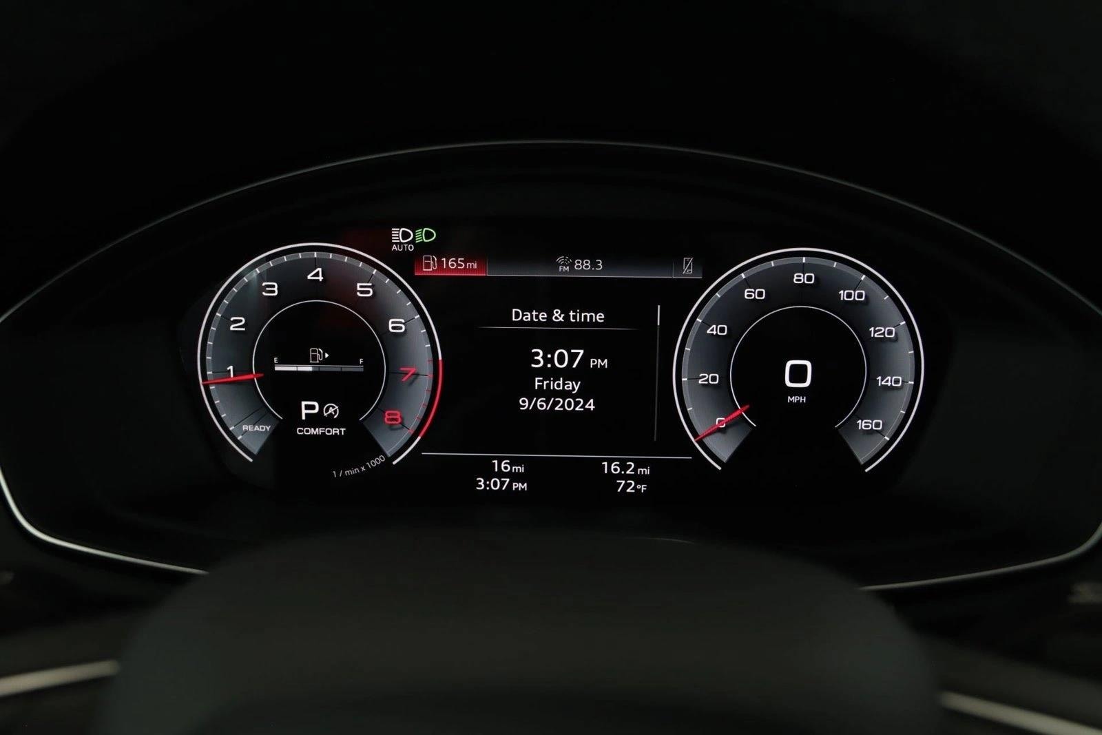 2024 AUDI Q5 - Image 12