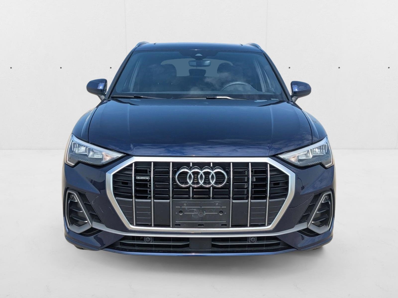 2022 Audi Q3 S line Premium photo 2