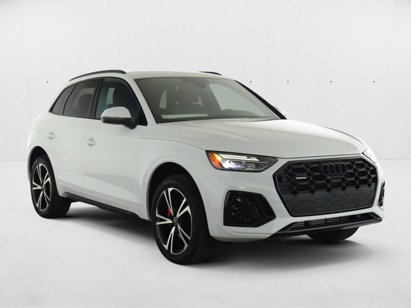 2025 Audi Q5 S line Premium Plus photo 3