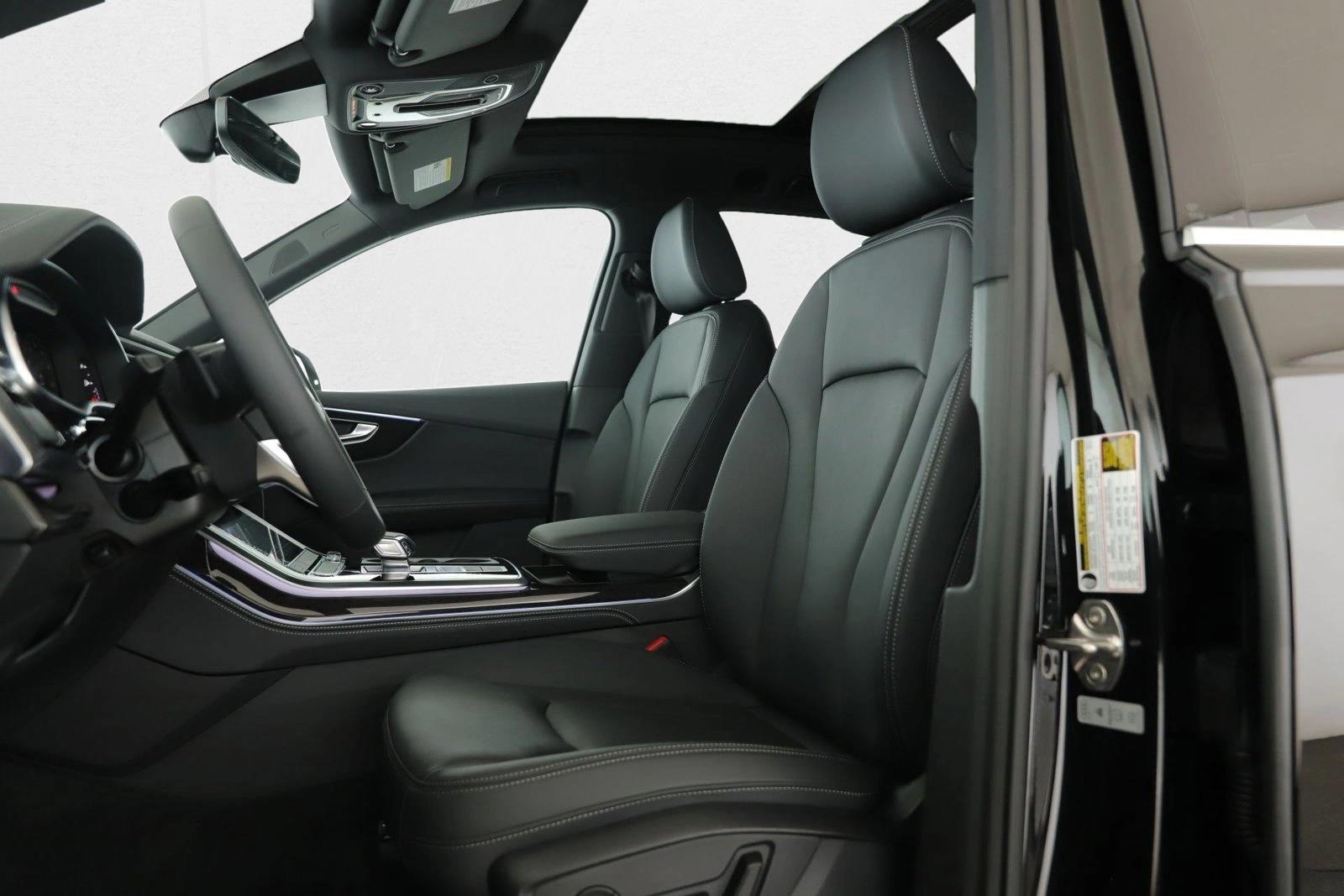 2025 AUDI Q7 - Image 10