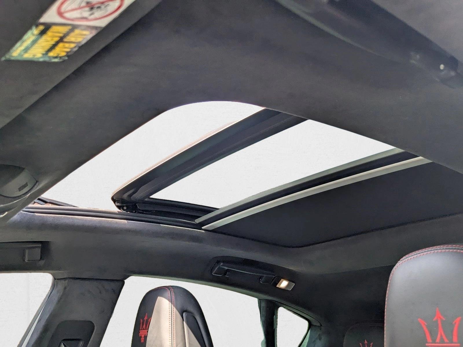 2019 MASERATI LEVANTE - Image 13