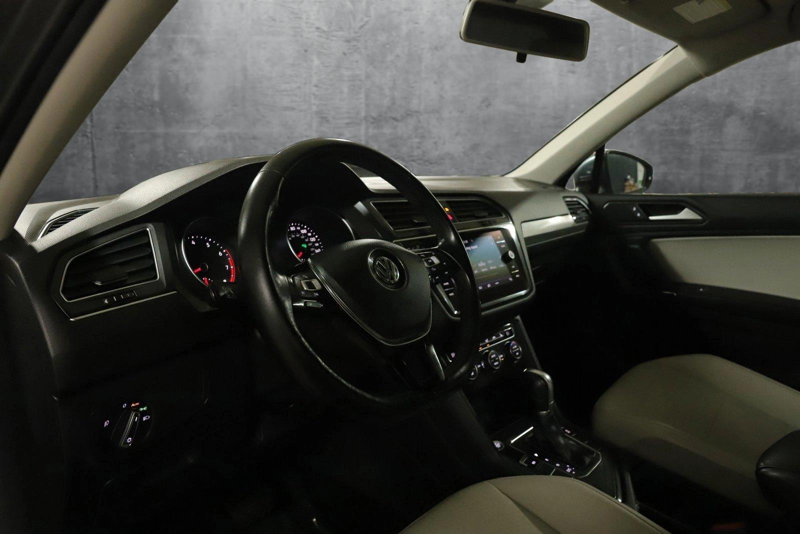 Used 2018 Volkswagen Tiguan SE with VIN 3VV3B7AX1JM003680 for sale in Westmont, IL