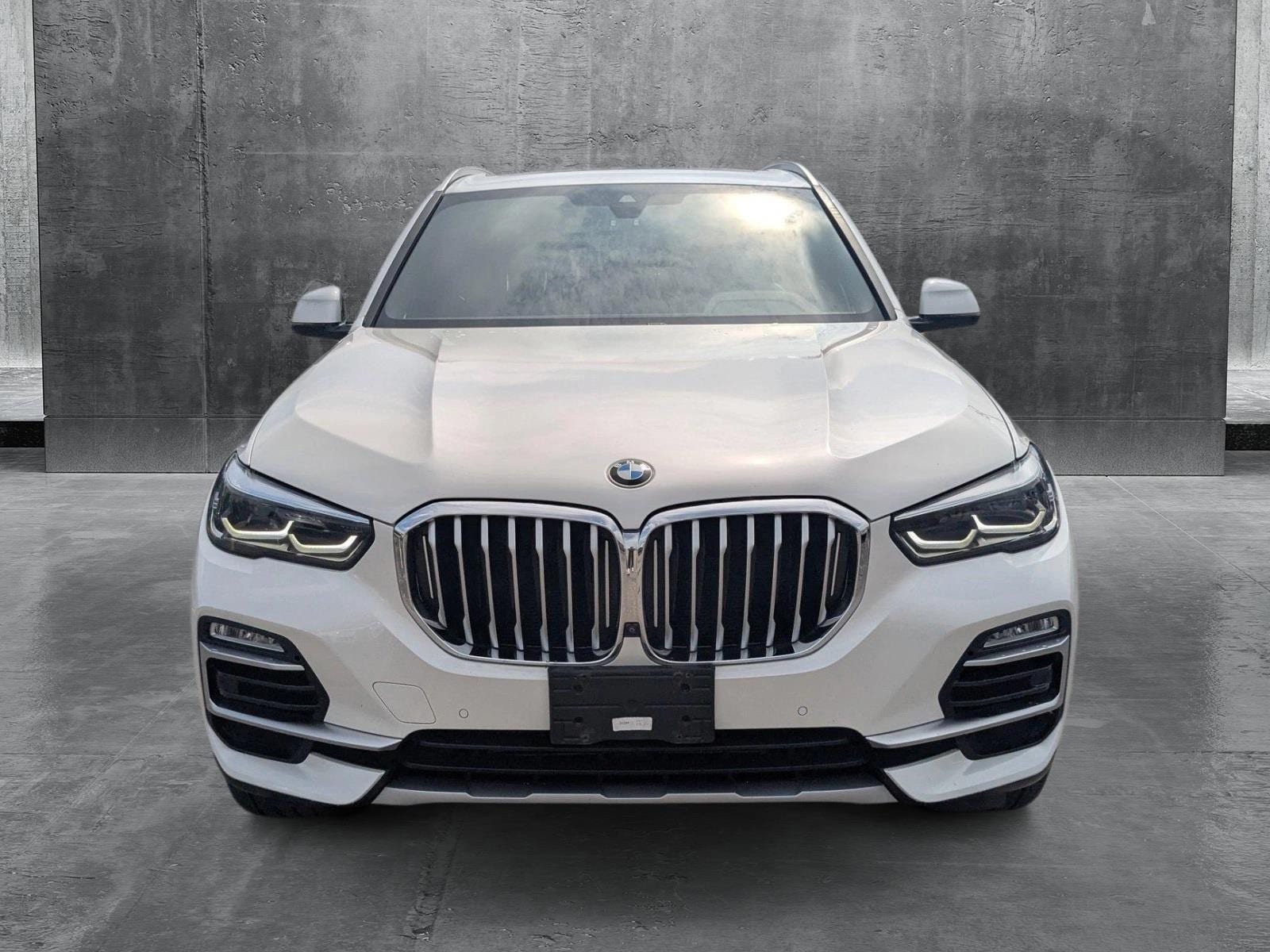 Used 2021 BMW X5 40i with VIN 5UXCR6C00M9G07083 for sale in Westmont, IL