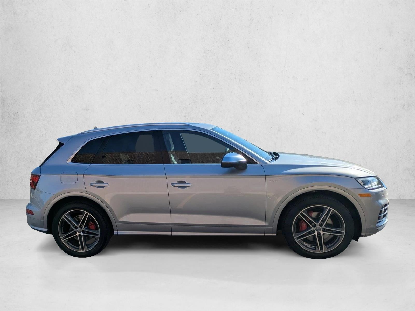 2018 Audi SQ5 Prestige photo 4