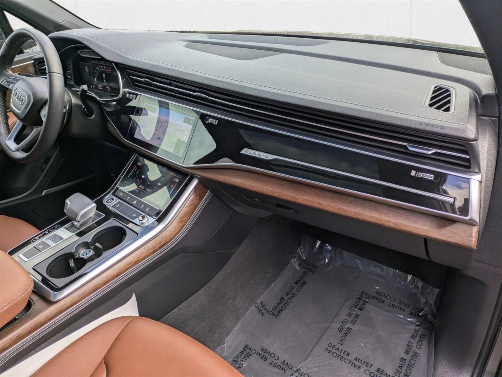 2025 AUDI Q7 - Image 24