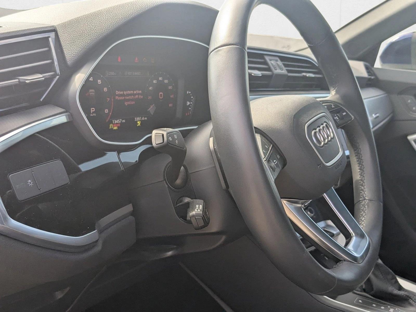 2022 AUDI Q3 - Image 9