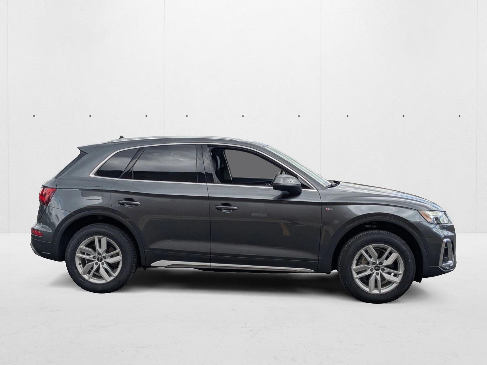 2022 Audi Q5 S line Premium photo 4