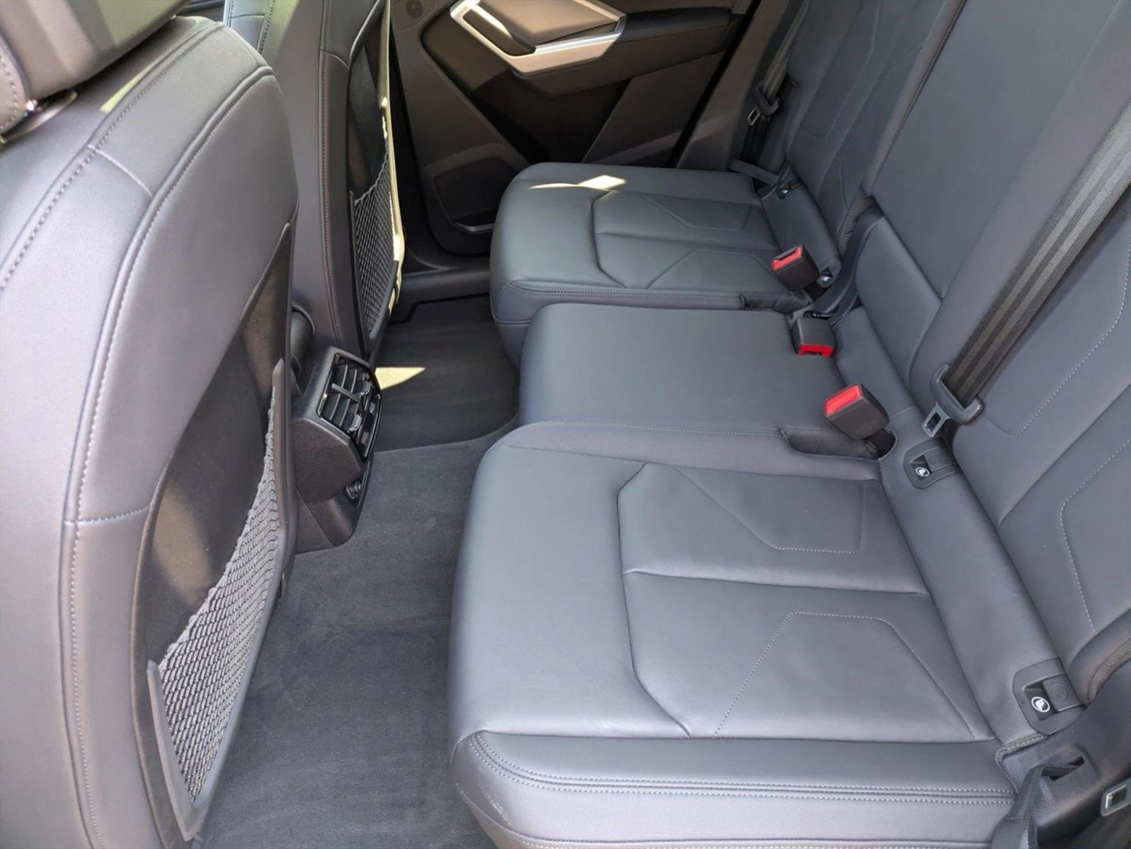 2025 AUDI Q3 - Image 19