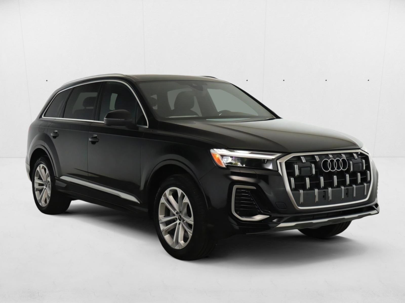 2025 Audi Q7 Premium Plus photo 3