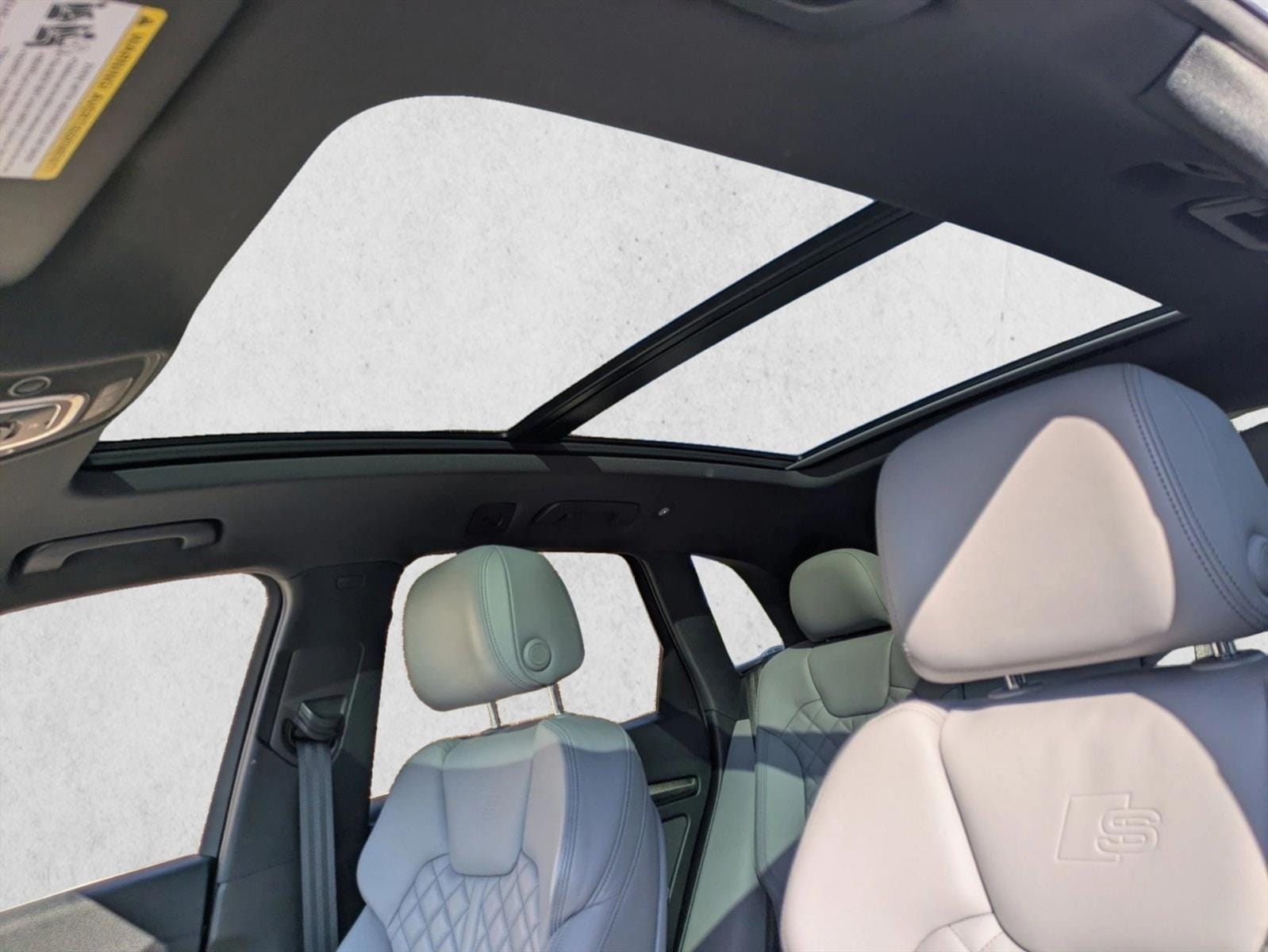 2018 AUDI SQ5 - Image 16