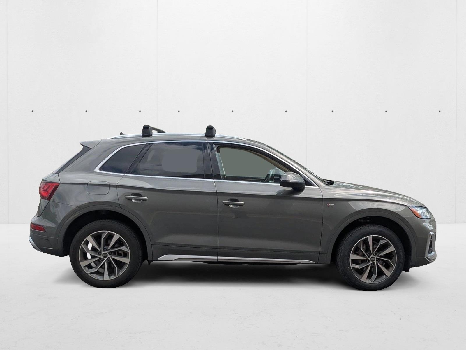 2023 Audi Q5 S line Premium Plus photo 4