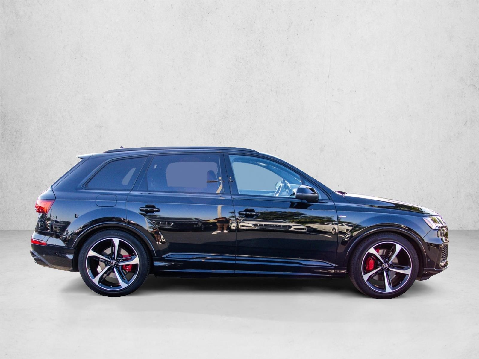2024 Audi Q7 S line Prestige photo 4