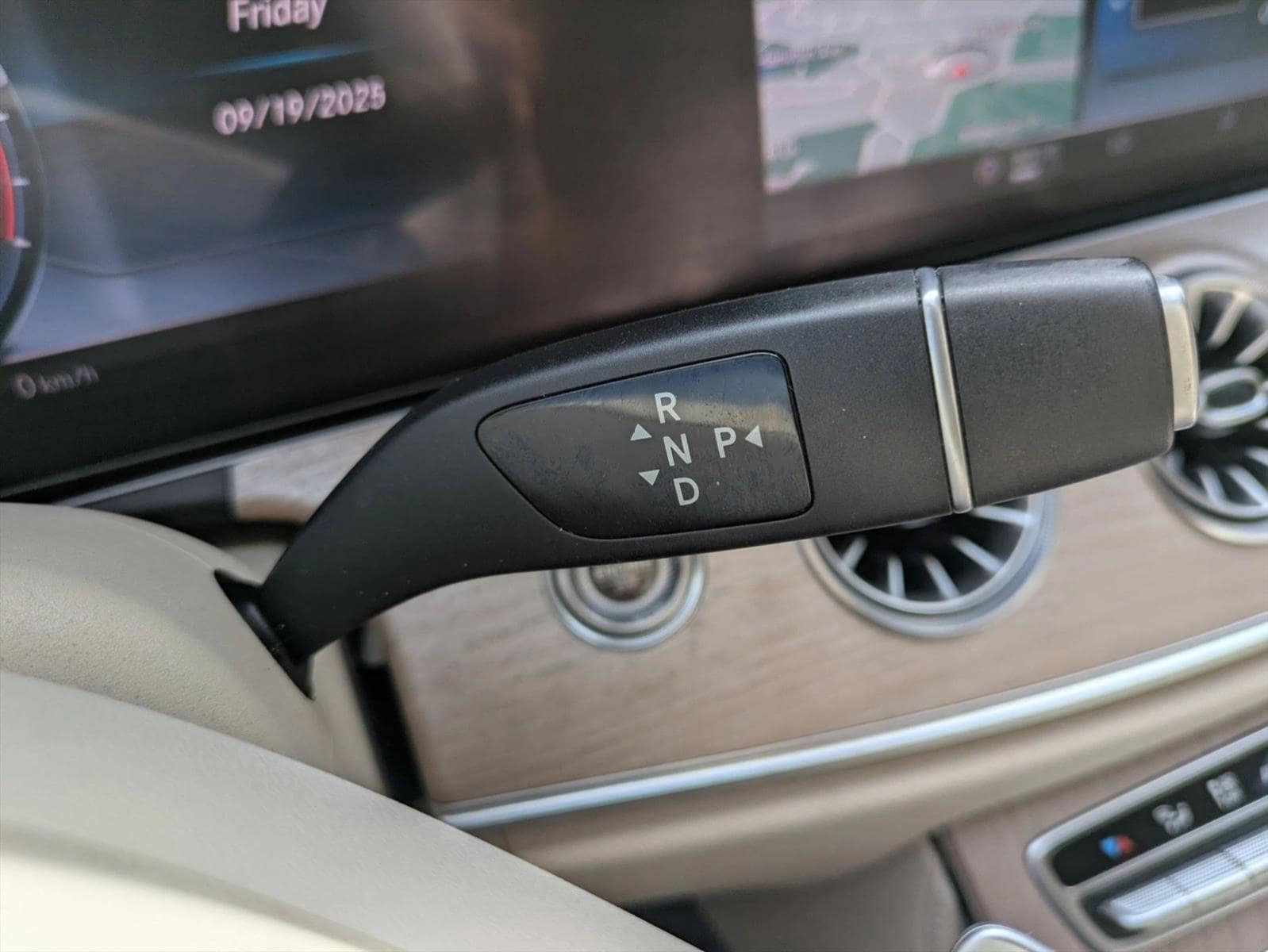 2018 MERCEDES-BENZ E-CLASS - Image 12