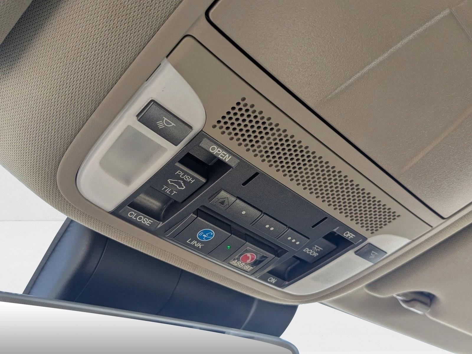 2018 ACURA TLX - Image 9