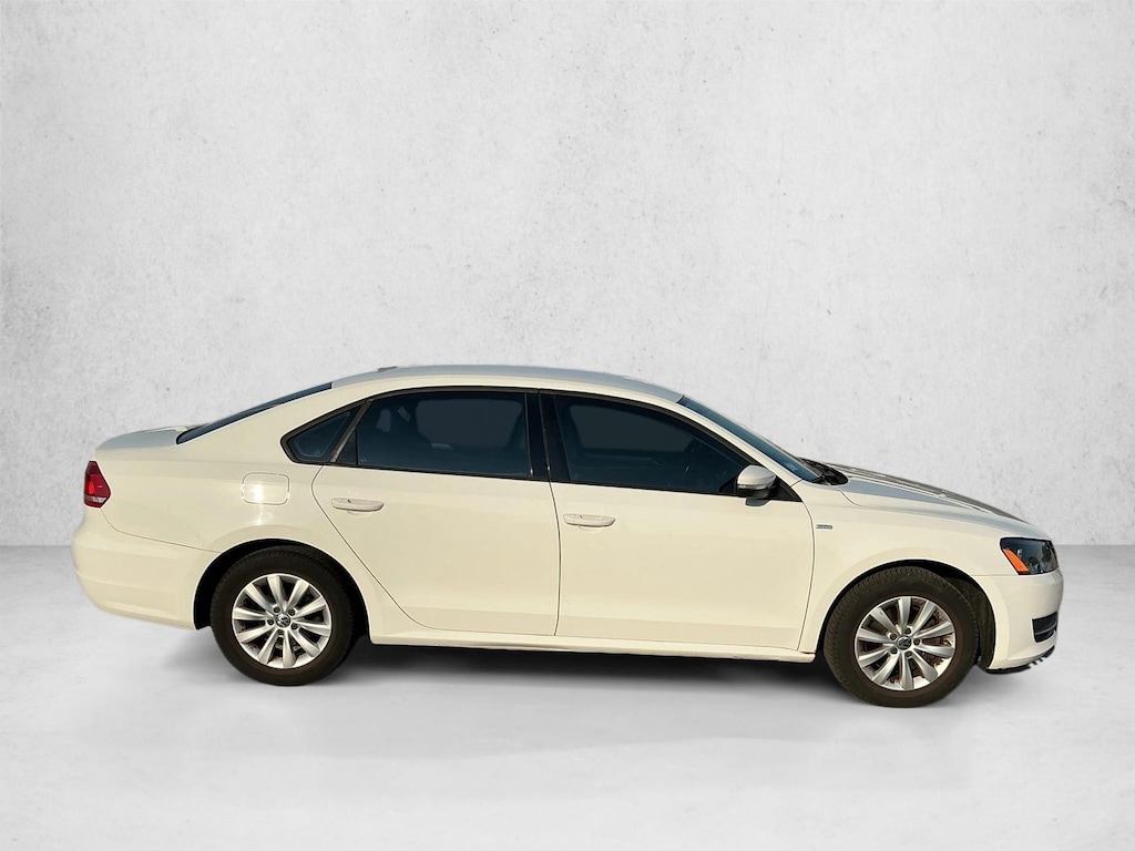 Used 2014 Volkswagen Passat S Sedan