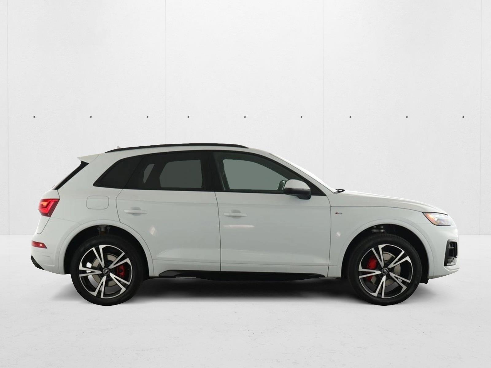 2025 Audi Q5 S line Premium Plus photo 4