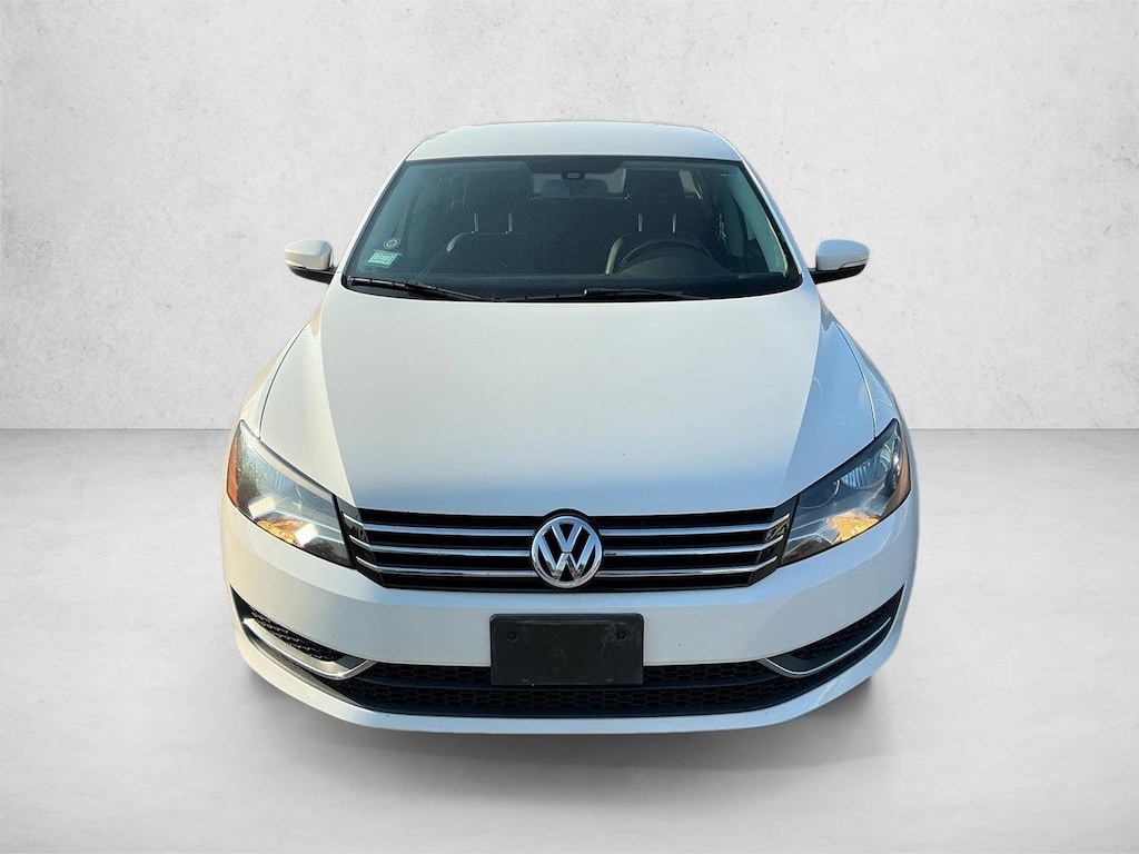 Used 2014 Volkswagen Passat S Sedan