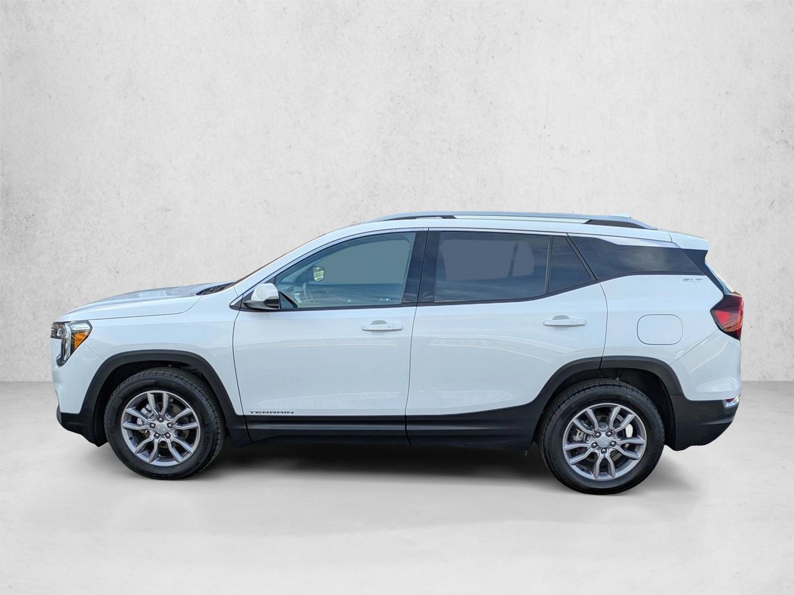 2024 GMC TERRAIN - Image 9