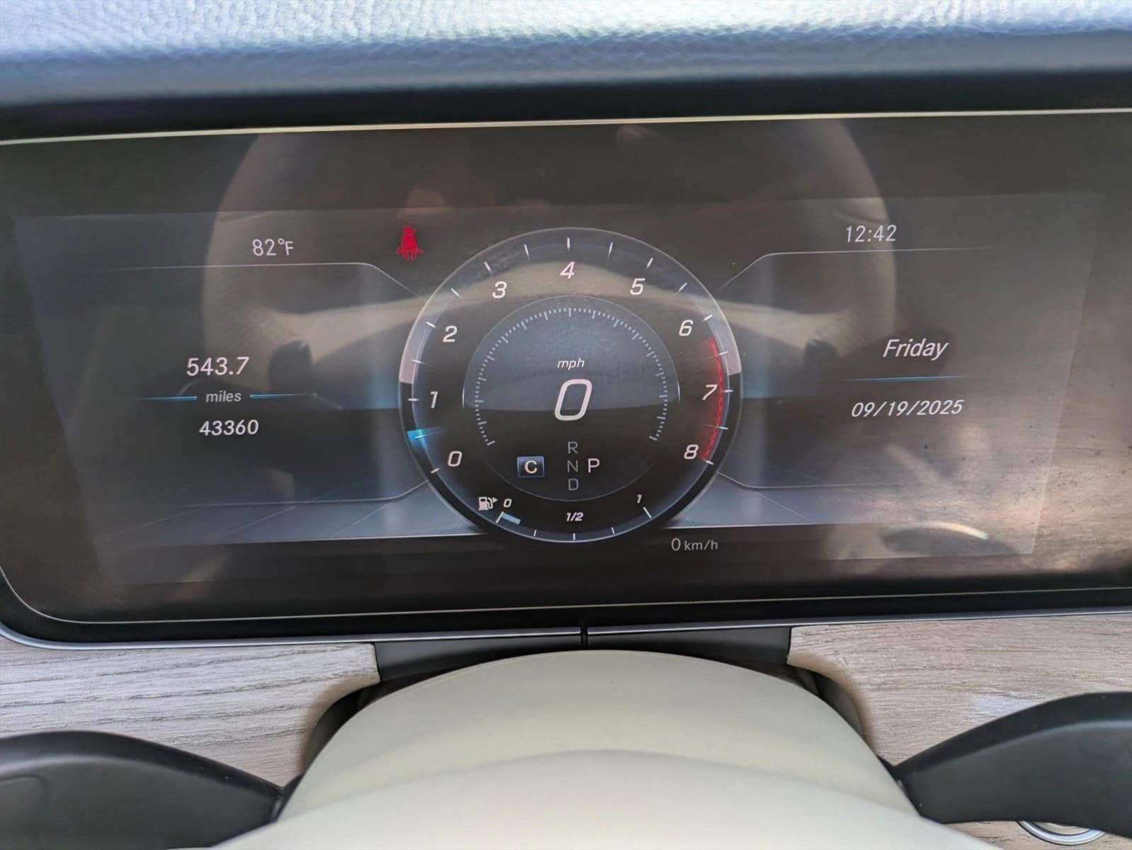 2018 MERCEDES-BENZ E-CLASS - Image 11