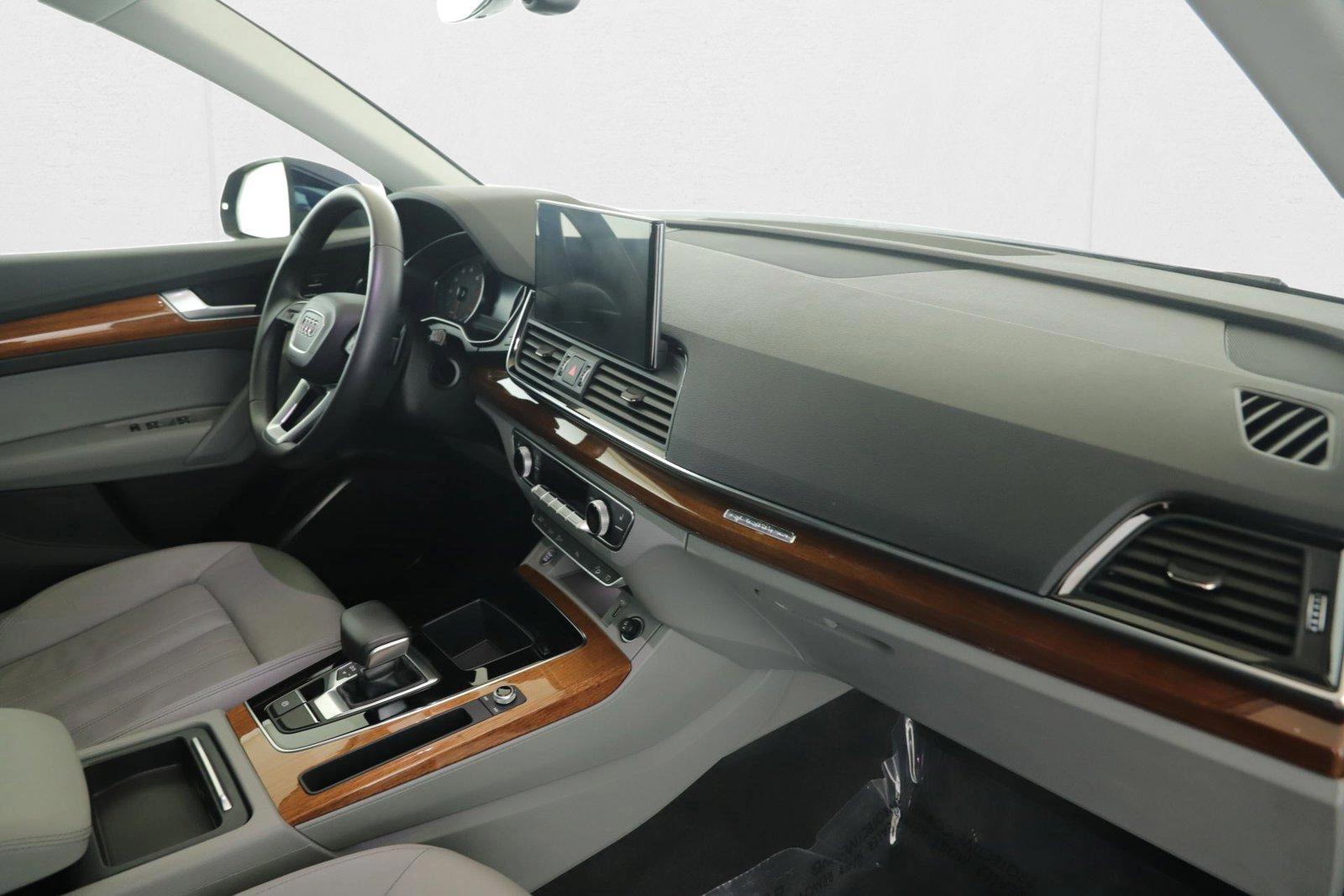 2022 AUDI Q5 - Image 22