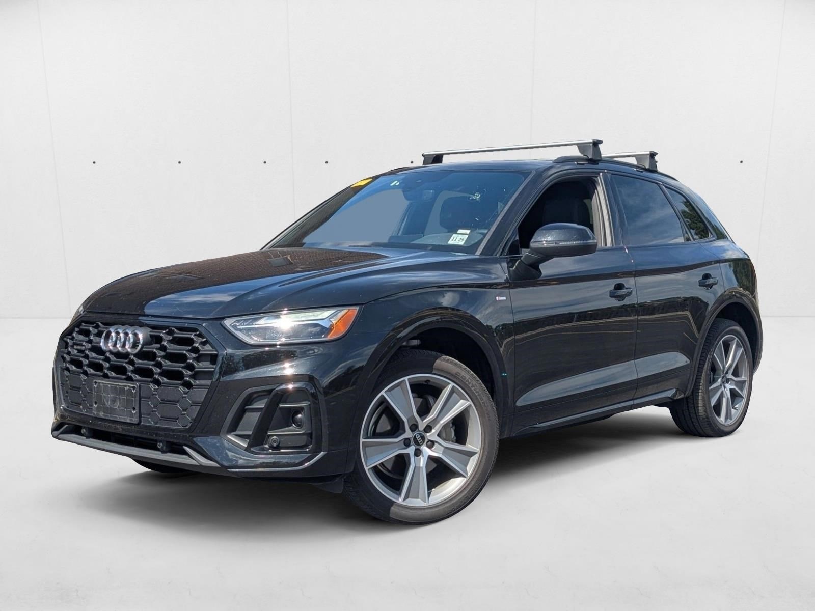 2025 Audi Q5 Premium's photo