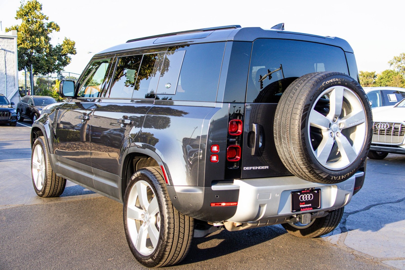 2024 LAND ROVER DEFENDER - Image 7