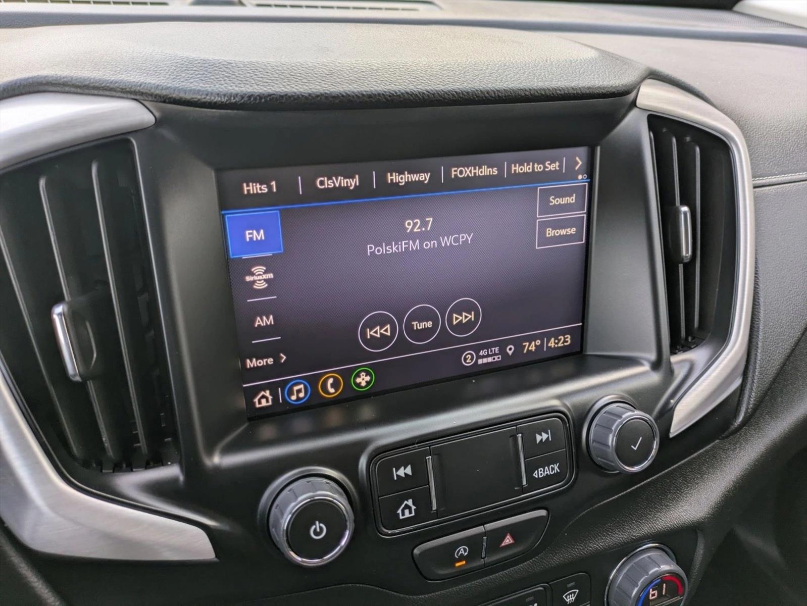 2024 GMC TERRAIN - Image 13