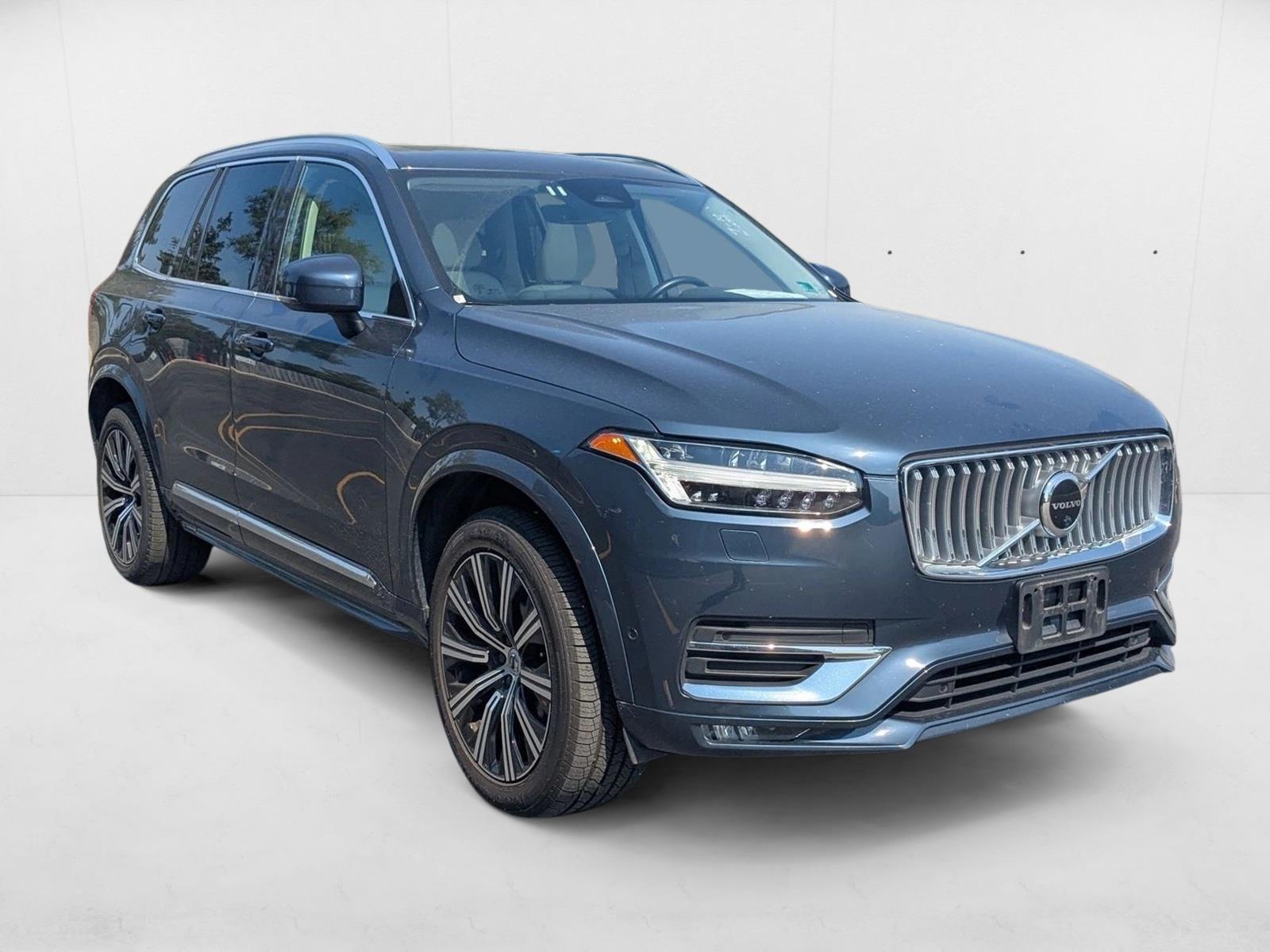 2023 Volvo XC90 Plus photo 3