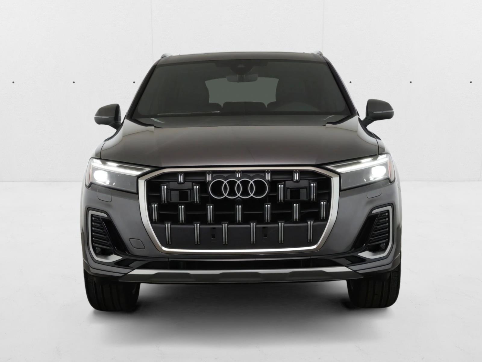 2025 Audi Q7 Premium Plus photo 2