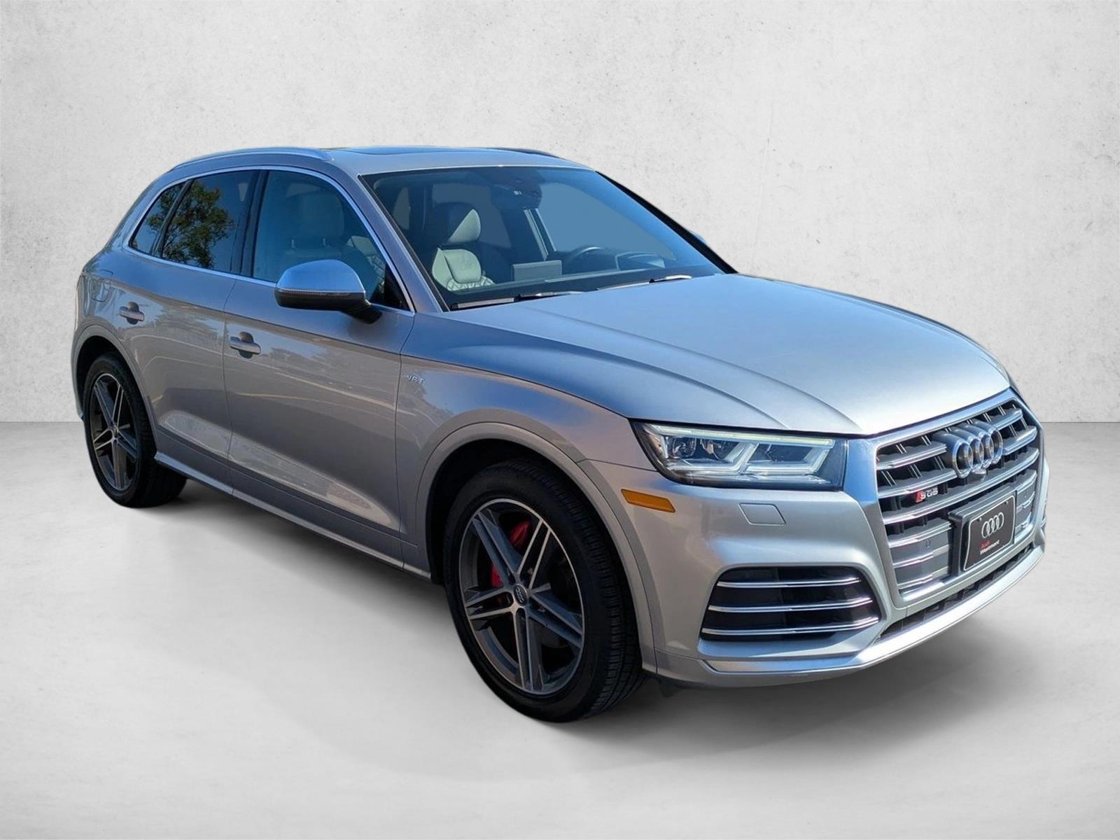 2018 Audi SQ5 Prestige photo 3