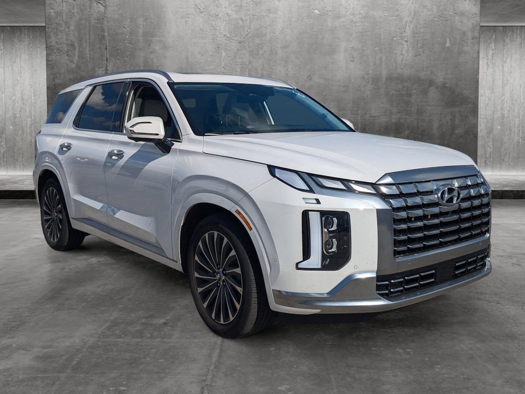 Used 2024 Hyundai Palisade For Sale at MercedesBenz of Naperville