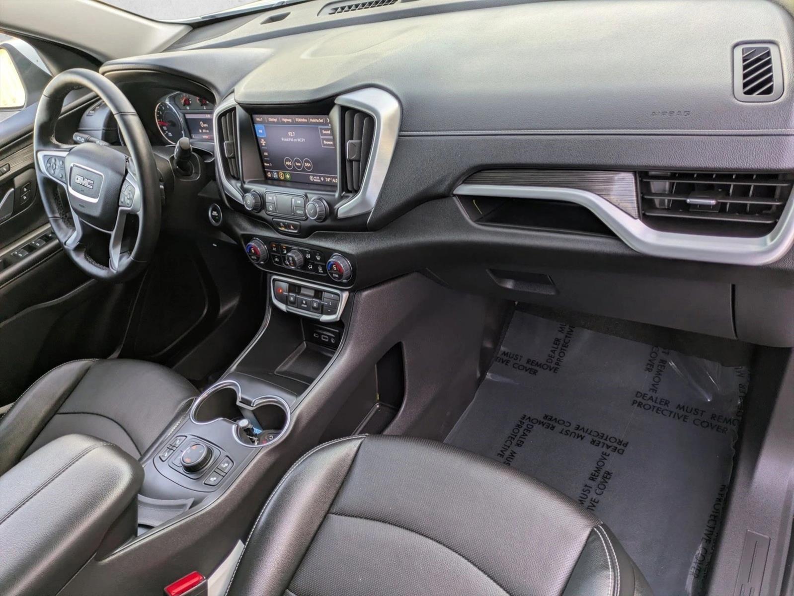 2024 GMC TERRAIN - Image 20