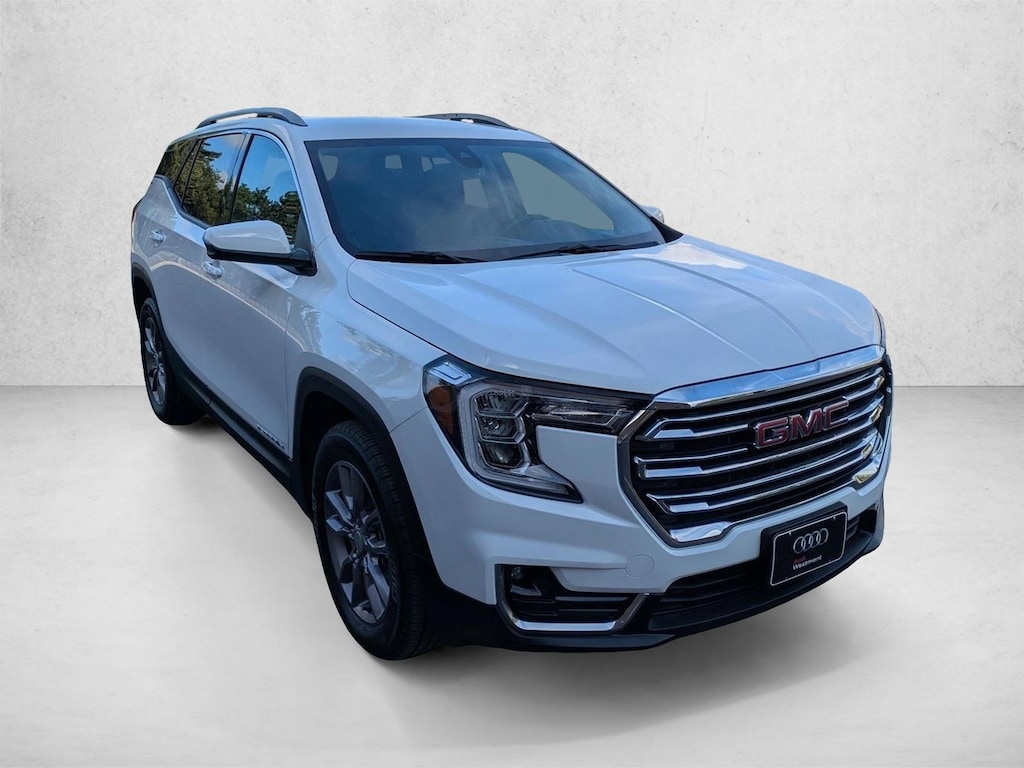 Used 2024 GMC Terrain SLT SUV