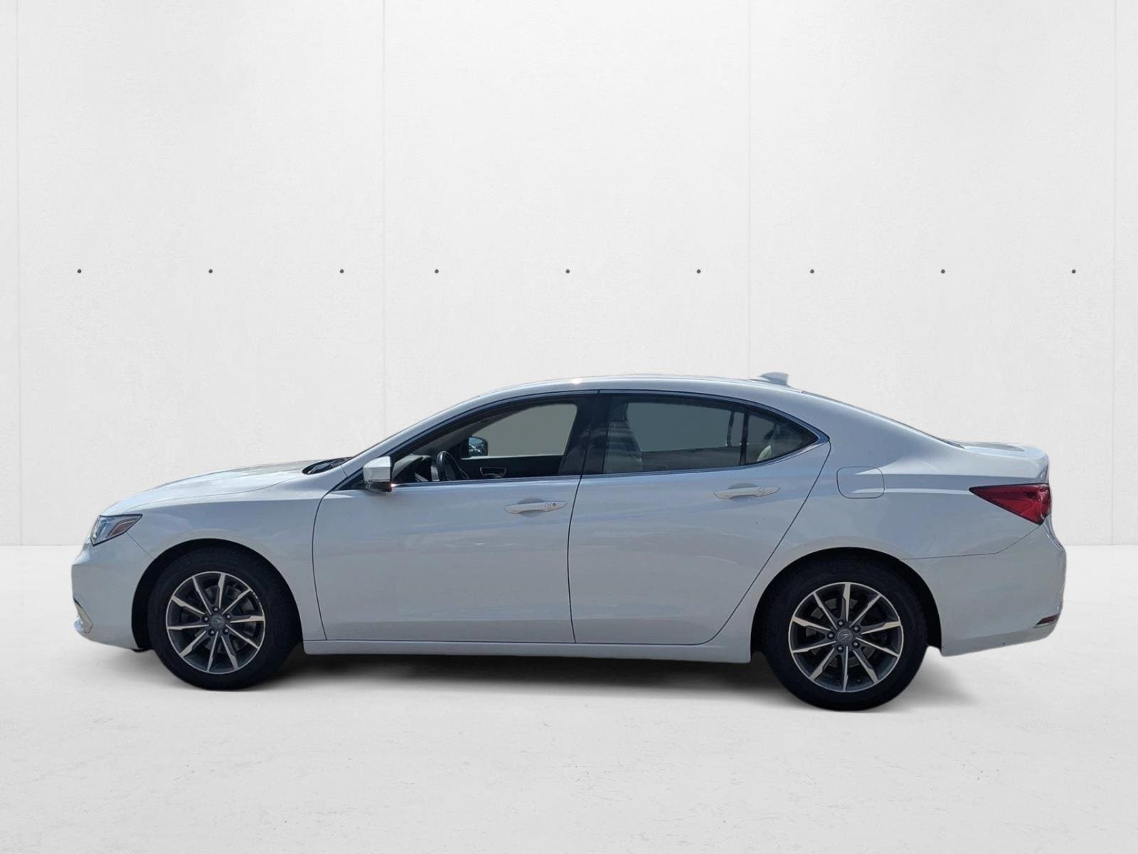 2018 Acura TLX Technology photo 4