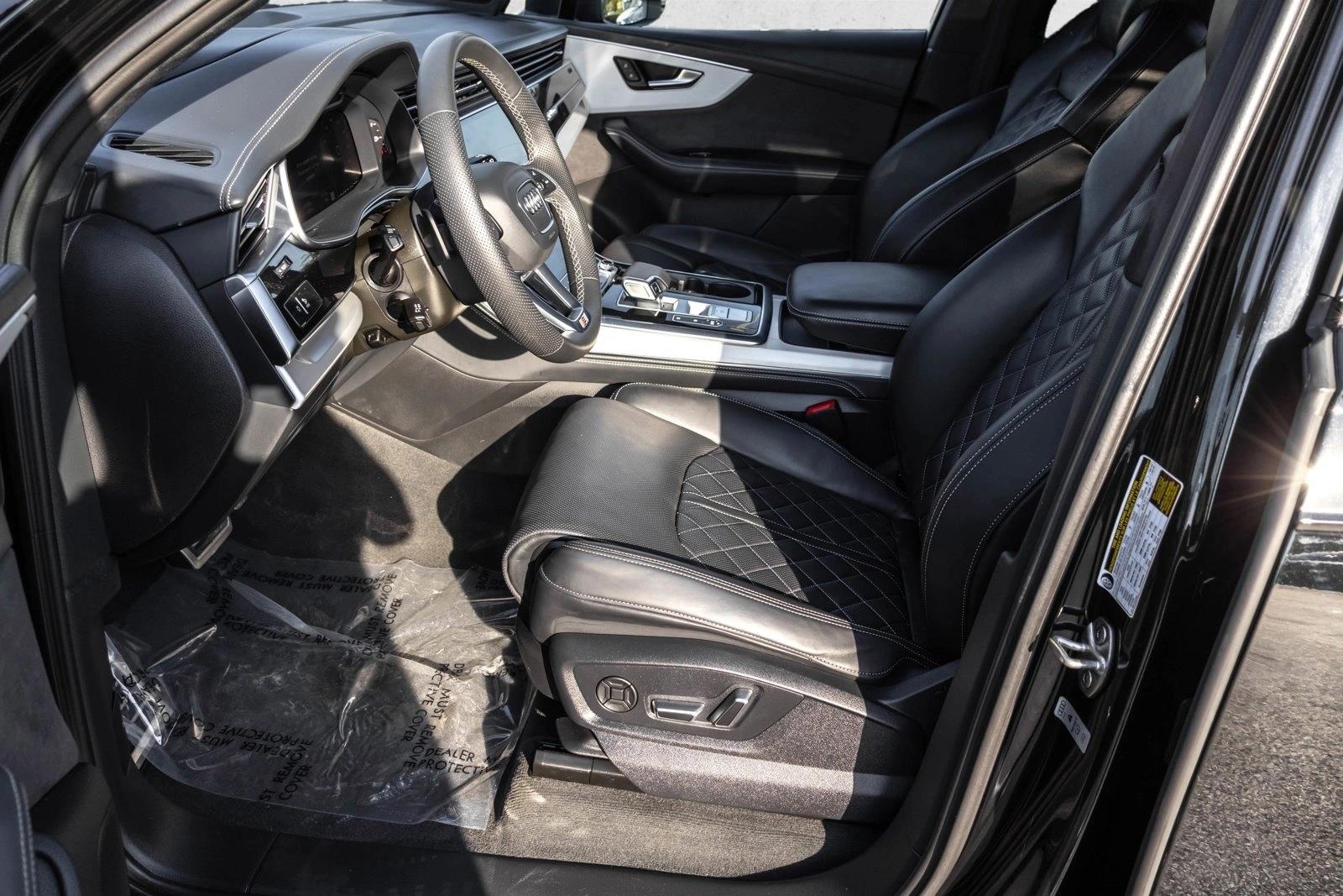 2024 AUDI Q7 - Image 12