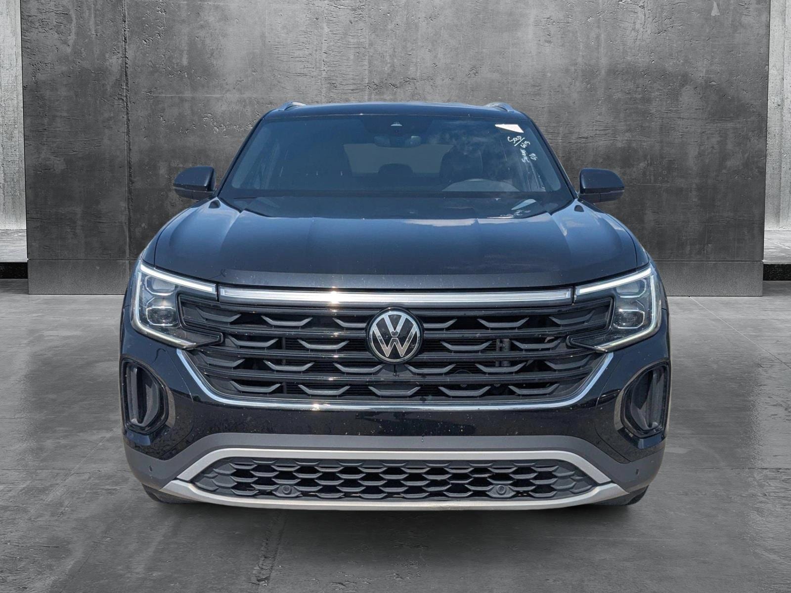 Used 2024 Volkswagen Atlas Cross Sport SE w/Tech with VIN 1V2WE2CA7RC232407 for sale in Westmont, IL
