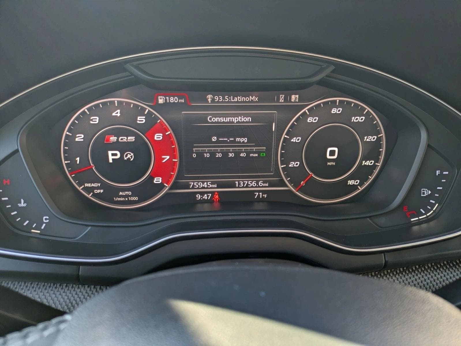 2018 AUDI SQ5 - Image 11