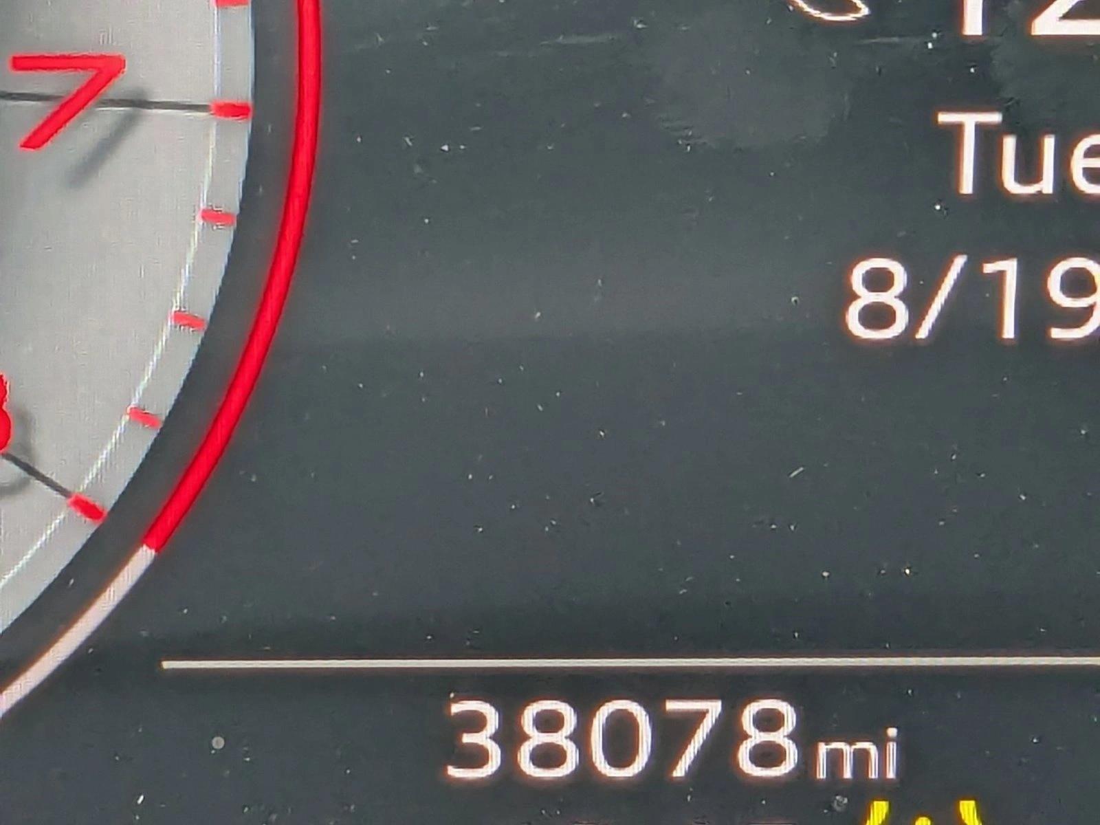 2024 AUDI Q7 - Image 10