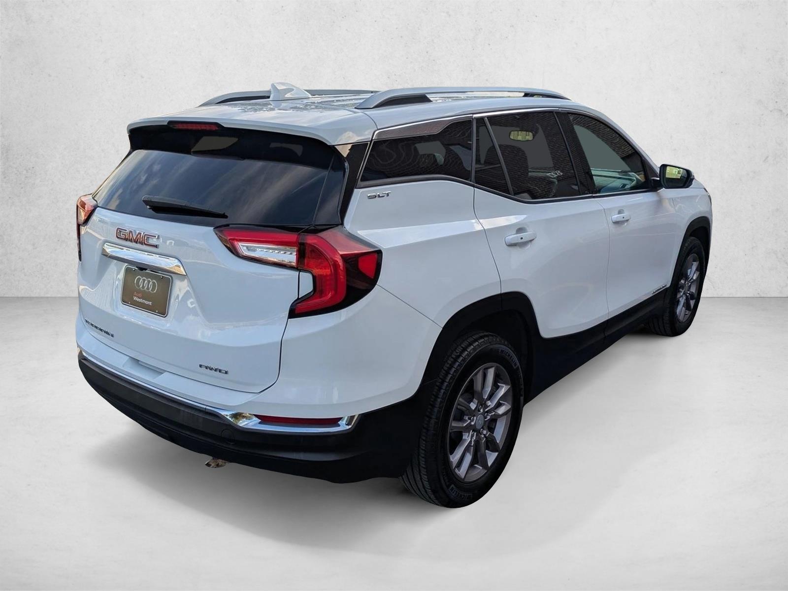 2024 GMC TERRAIN - Image 5